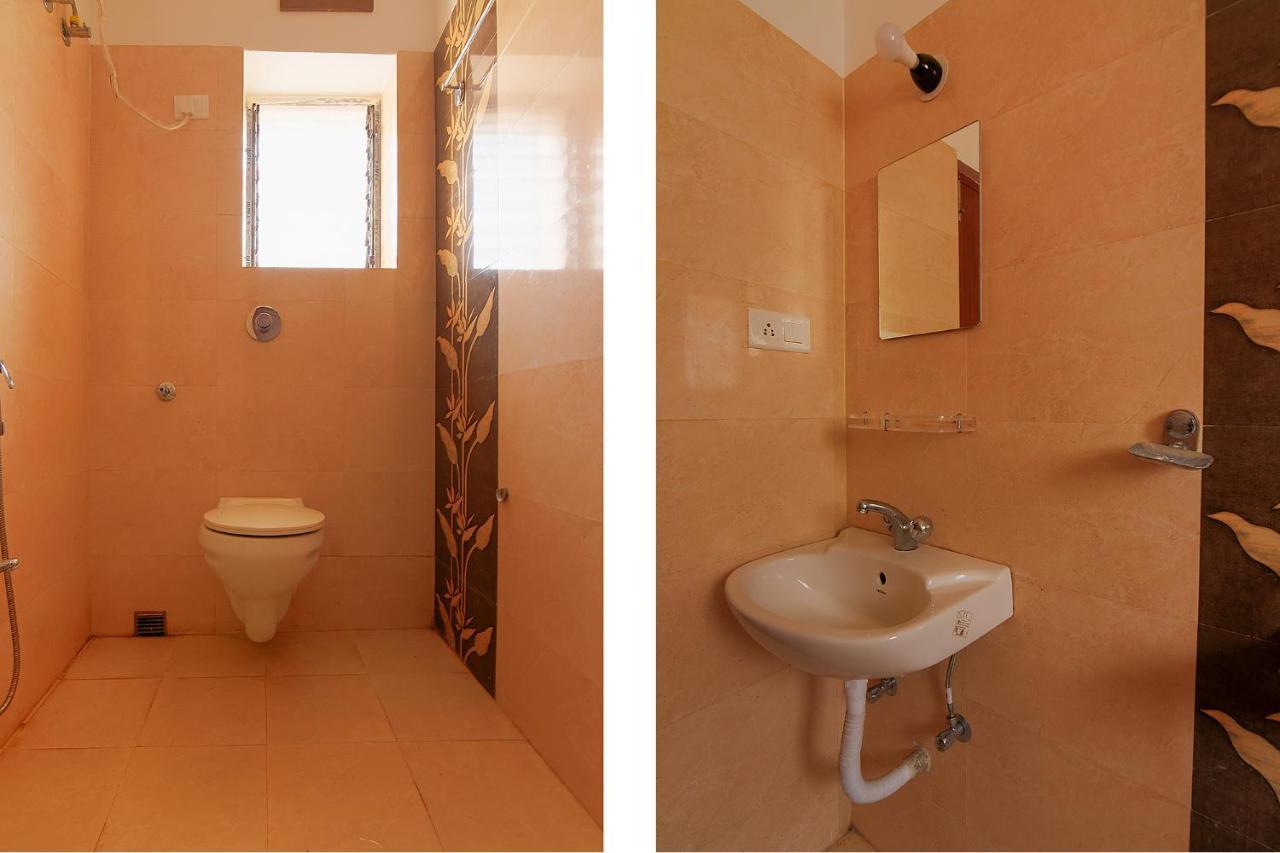 Fabhotel Amar Raj Inn Колката Екстериор снимка